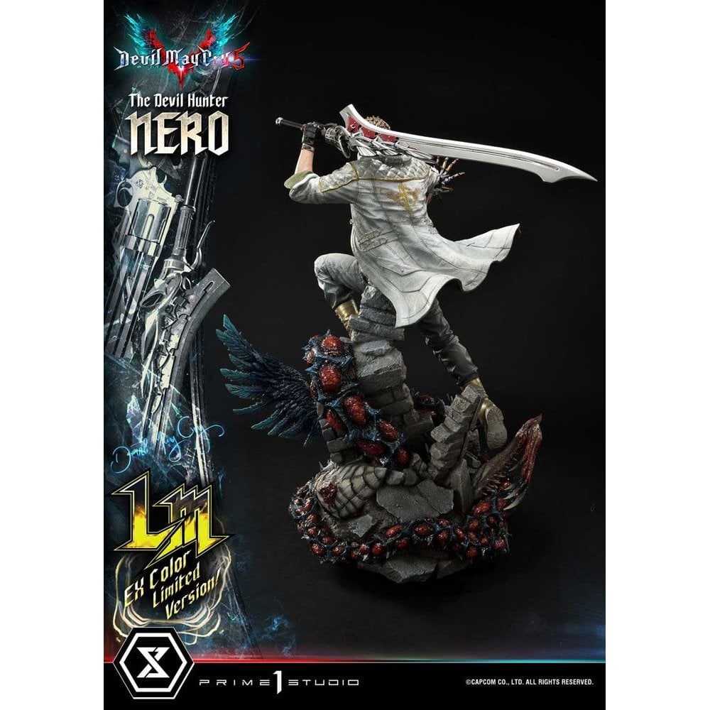 Devil May Cry 4 Nero Play Arts Kai Action Figure